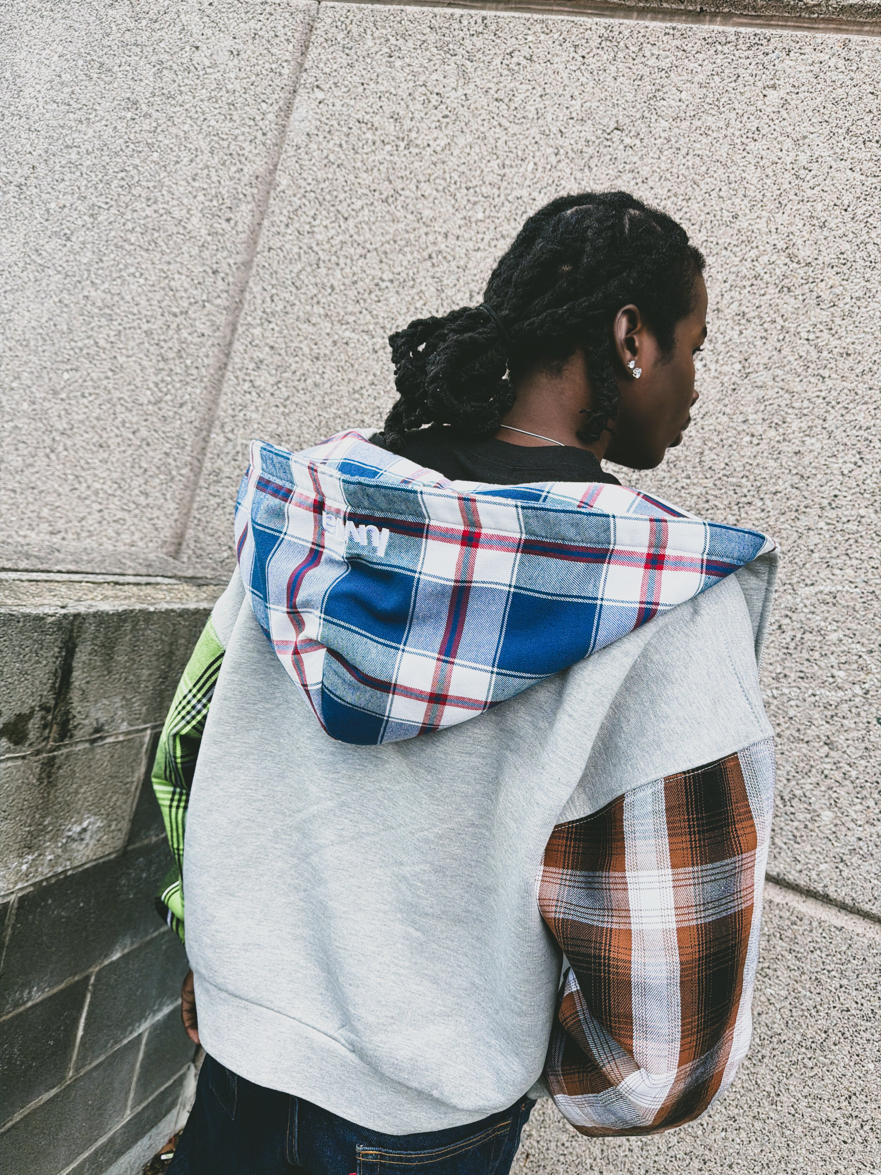 "Luwa must go" hoodies